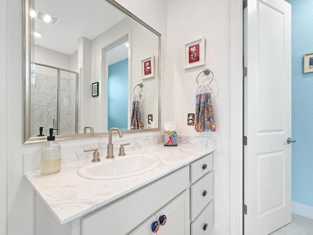 5217 Super Moon Way, Roseville, CA 95747