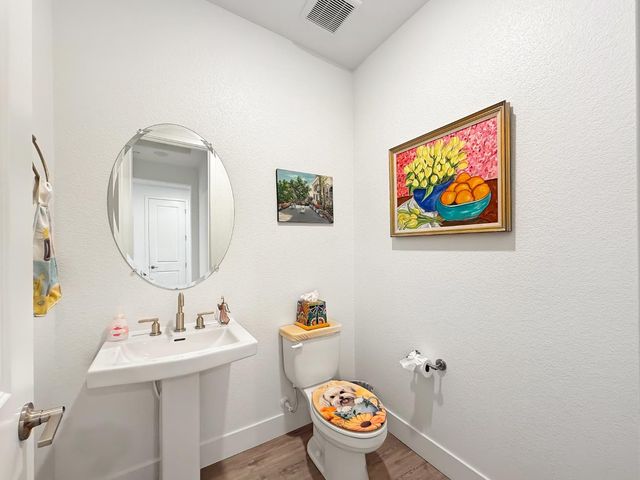 5217 Super Moon Way, Roseville, CA 95747