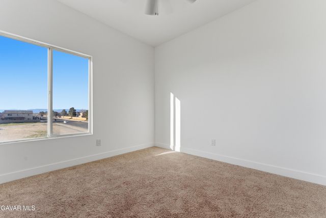 3454 Garnet Avenue, Rosamond, CA 93560