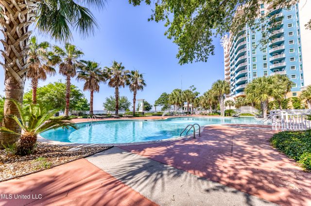 2228 Beach Drive, 508, Gulfport, MS 39507