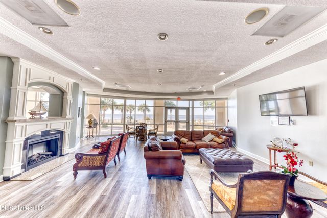 2228 Beach Drive, 508, Gulfport, MS 39507