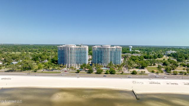 2228 Beach Drive, 508, Gulfport, MS 39507