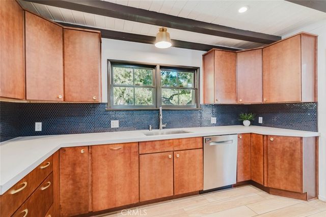 3747 El Lado Drive, Glendale, CA 91208