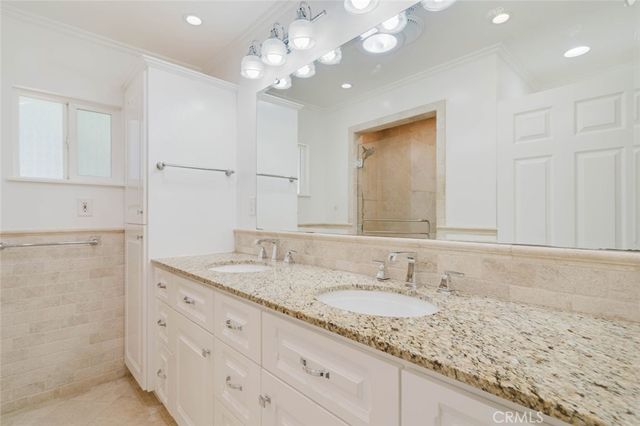 3747 El Lado Drive, Glendale, CA 91208