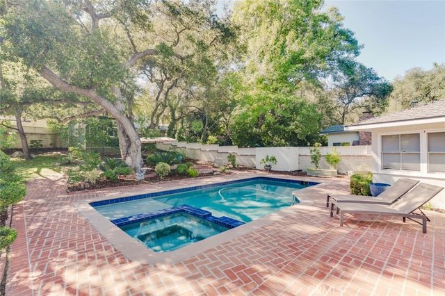 3747 El Lado Drive, Glendale, CA 91208