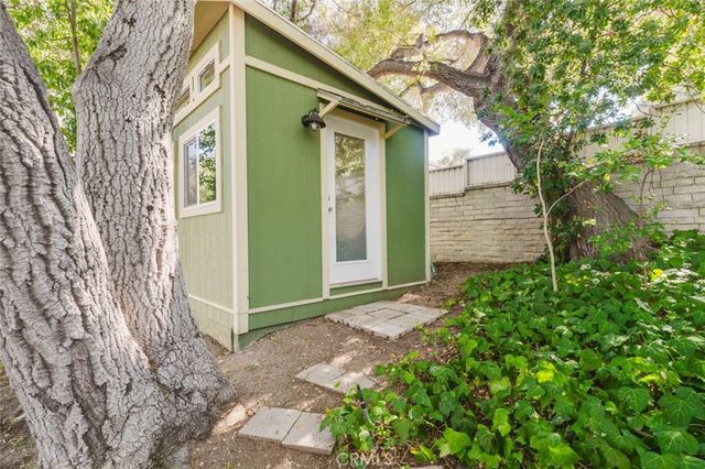 3747 El Lado Drive, Glendale, CA 91208