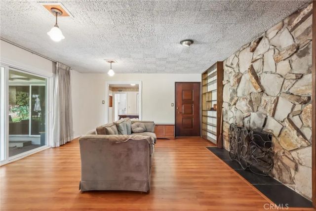 911 W Lucille Avenue, West Covina, CA 91790