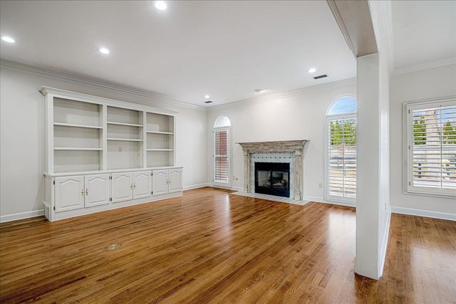 3267 KINDERHILL LN, Germantown, TN 38138