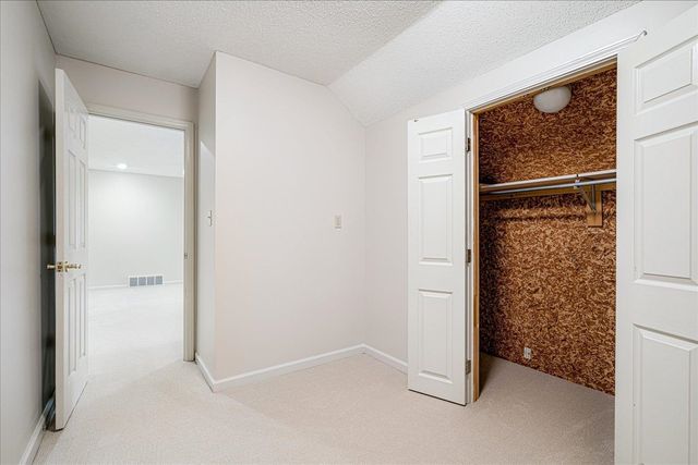 3267 KINDERHILL LN, Germantown, TN 38138