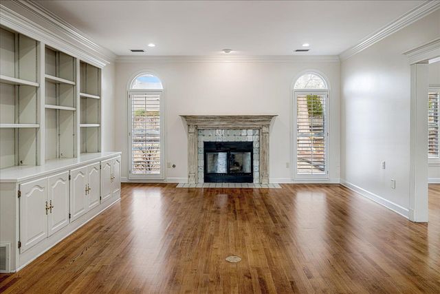 3267 KINDERHILL LN, Germantown, TN 38138