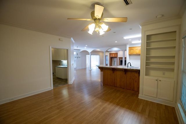 431 Trawick Rd, Dothan, AL 36305