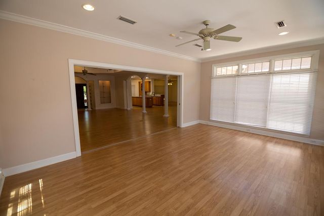 431 Trawick Rd, Dothan, AL 36305