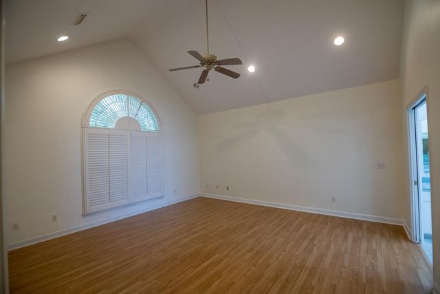 431 Trawick Rd, Dothan, AL 36305