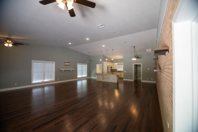 431 Trawick Rd, Dothan, AL 36305