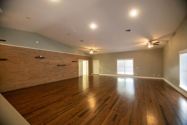 431 Trawick Rd, Dothan, AL 36305