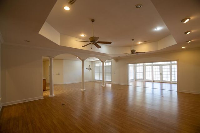 431 Trawick Rd, Dothan, AL 36305