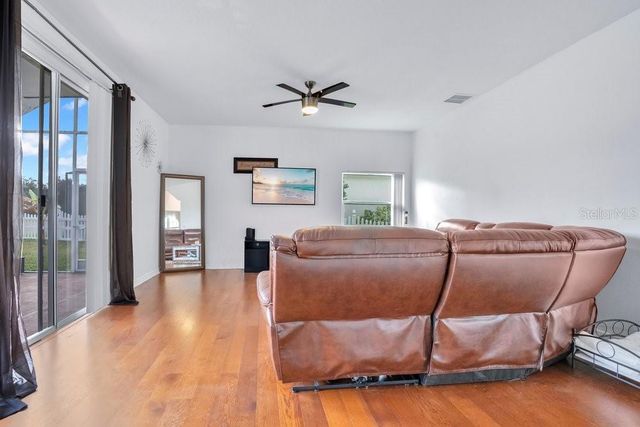 219 STRATHMORE CIRCLE, Kissimmee, FL 34744