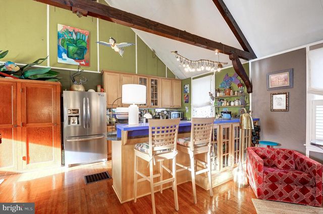 200 CHESAPEAKE AVE, Annapolis, MD 21403