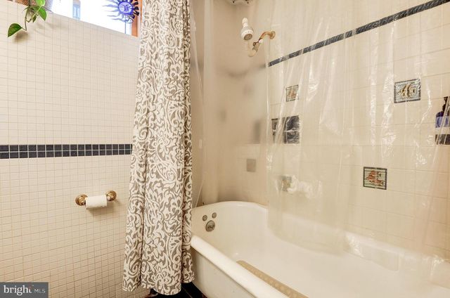 200 CHESAPEAKE AVE, Annapolis, MD 21403