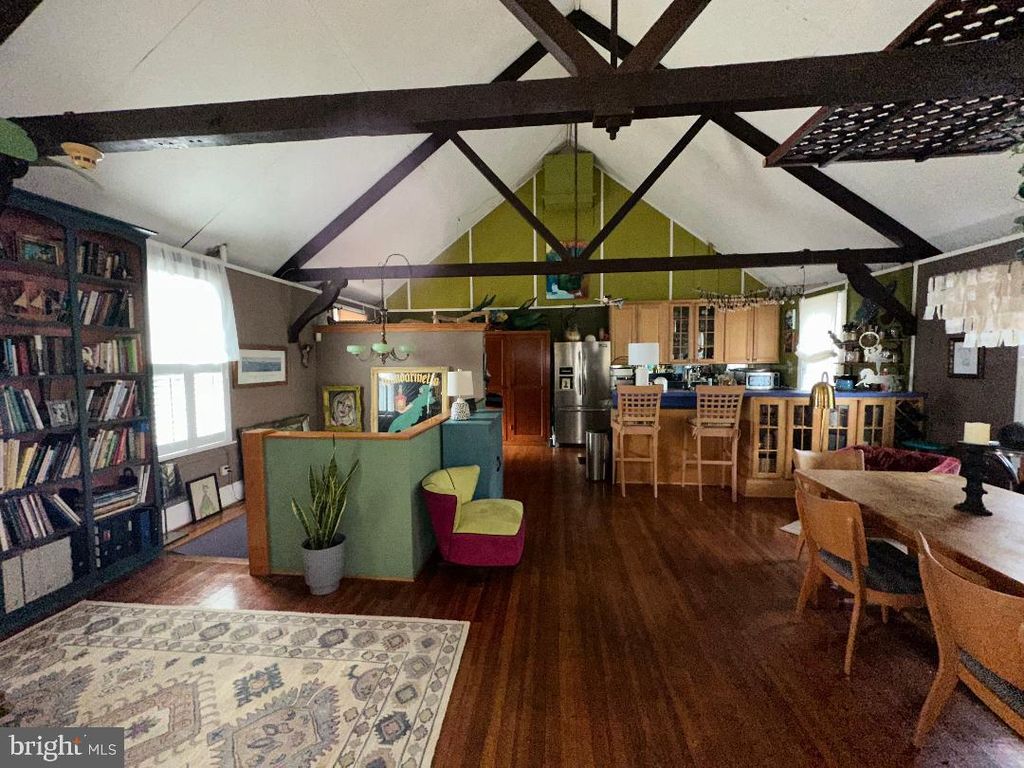 200 CHESAPEAKE AVE, Annapolis, MD 21403