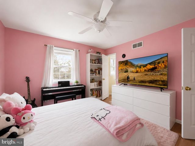 511 CHESAPEAKE AVE, Stevensville, MD 21666