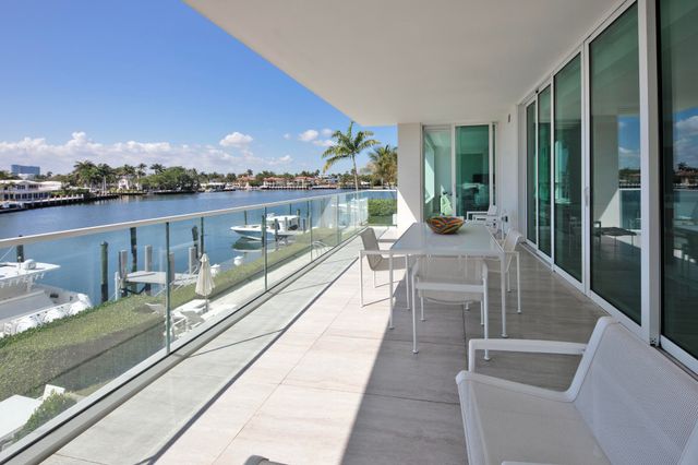 353 Sunset Drive 202, Fort Lauderdale, FL 33301