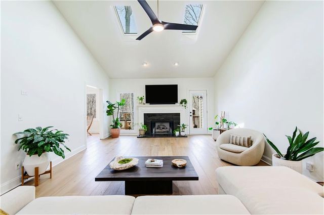 10120 Kinross Road, Roswell, GA 30076