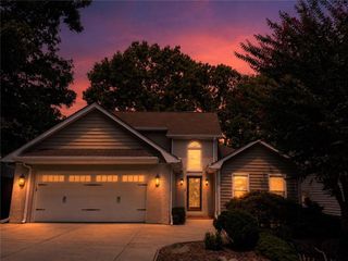 10120 Kinross Road, Roswell, GA 30076