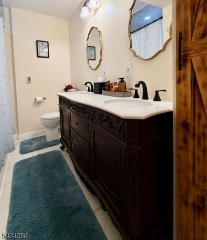 141 Grant Ave, Woodbridge Twp., NJ 08863