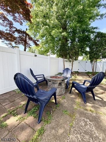 141 Grant Ave, Woodbridge Twp., NJ 08863