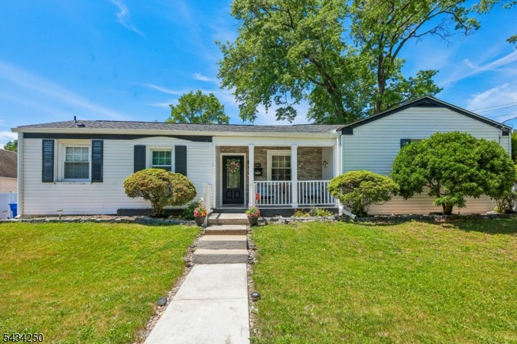 141 Grant Ave, Woodbridge Twp., NJ 08863