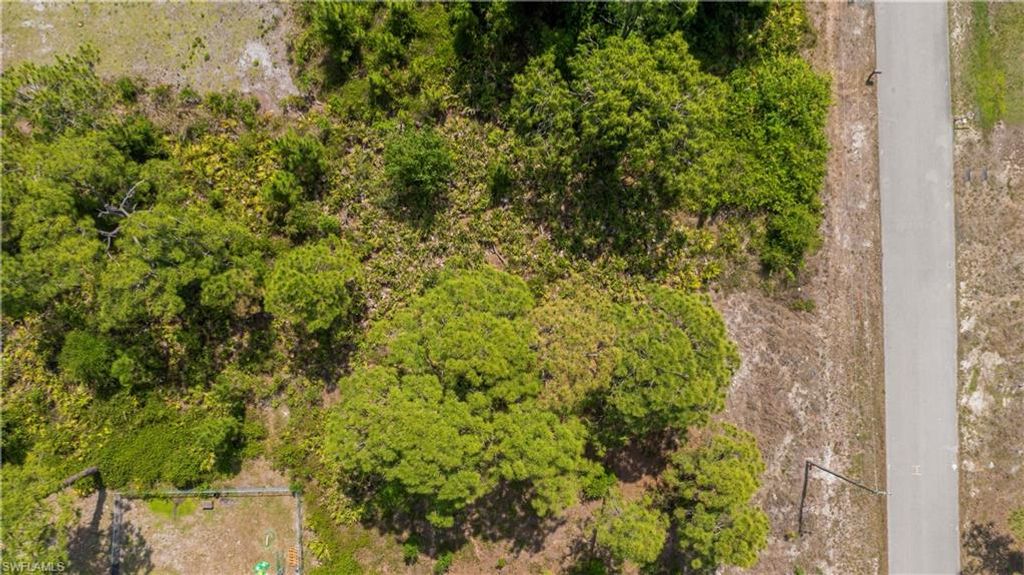 849 Campbell ST E, LEHIGH ACRES, FL 33974 — photo 2