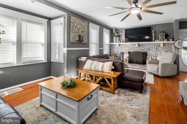 109 N COLES AVE, Maple Shade, NJ 08052