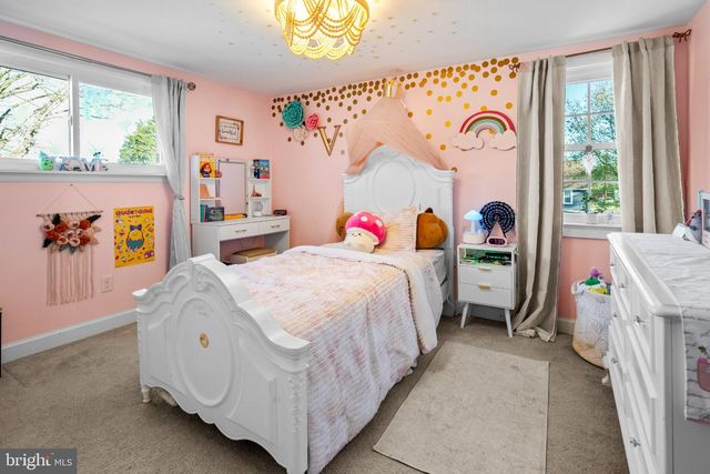 109 N COLES AVE, Maple Shade, NJ 08052