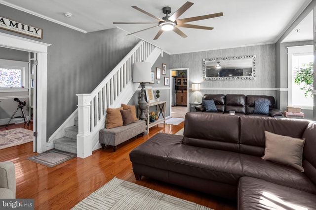 109 N COLES AVE, Maple Shade, NJ 08052