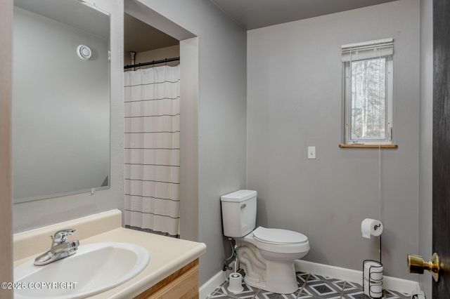 3760 Helensdale Avenue, North Pole, AK 99705