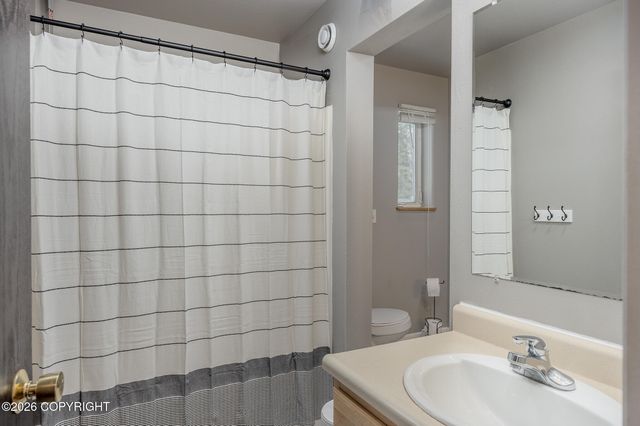 3760 Helensdale Avenue, North Pole, AK 99705