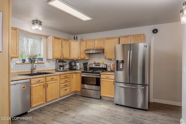 3760 Helensdale Avenue, North Pole, AK 99705