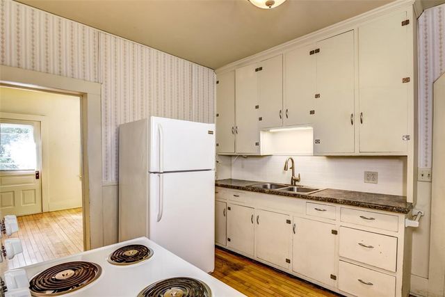 1022 E Madison Street, Eau Claire, WI 54703