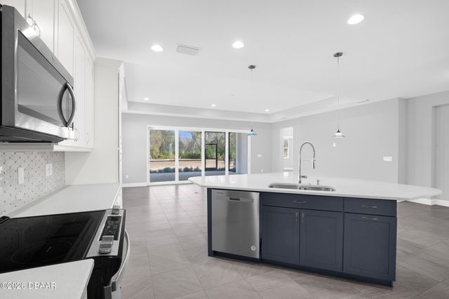 298 Hang Loose Way, Daytona Beach, FL 32124