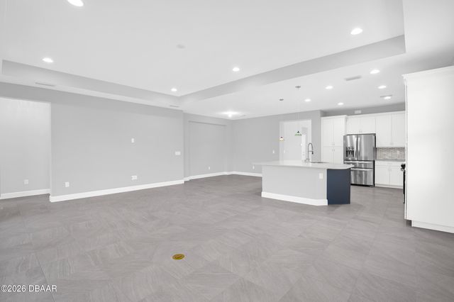 298 Hang Loose Way, Daytona Beach, FL 32124