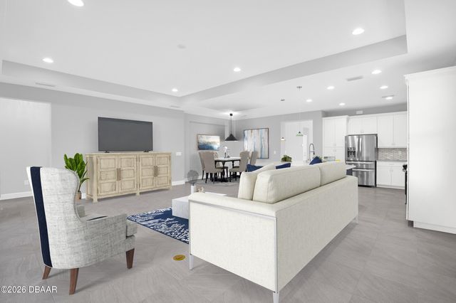 298 Hang Loose Way, Daytona Beach, FL 32124