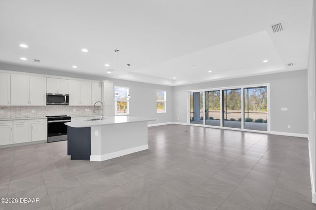 298 Hang Loose Way, Daytona Beach, FL 32124