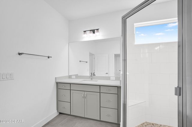 298 Hang Loose Way, Daytona Beach, FL 32124