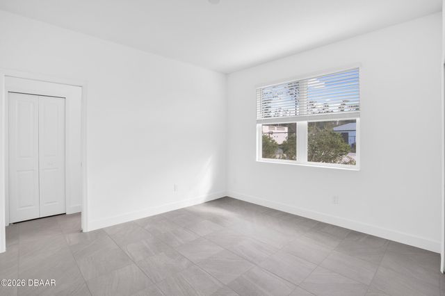 298 Hang Loose Way, Daytona Beach, FL 32124