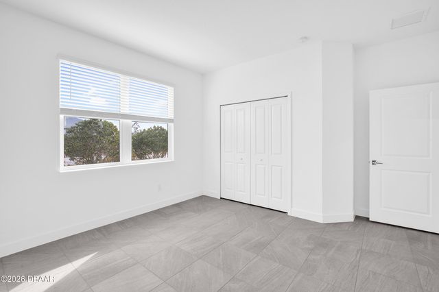 298 Hang Loose Way, Daytona Beach, FL 32124