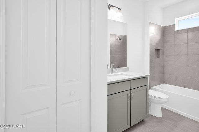 298 Hang Loose Way, Daytona Beach, FL 32124