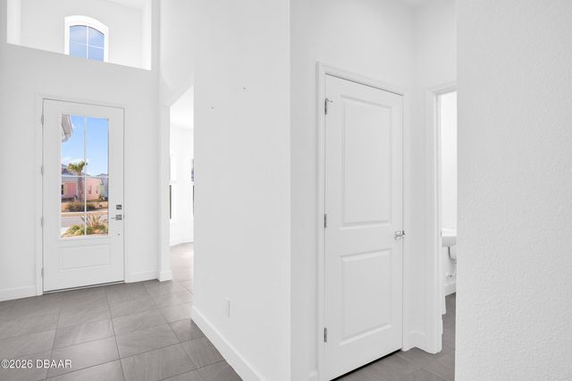 298 Hang Loose Way, Daytona Beach, FL 32124