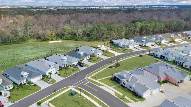 298 Hang Loose Way, Daytona Beach, FL 32124