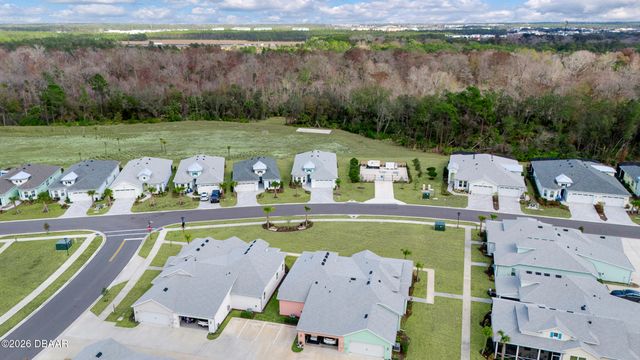 298 Hang Loose Way, Daytona Beach, FL 32124